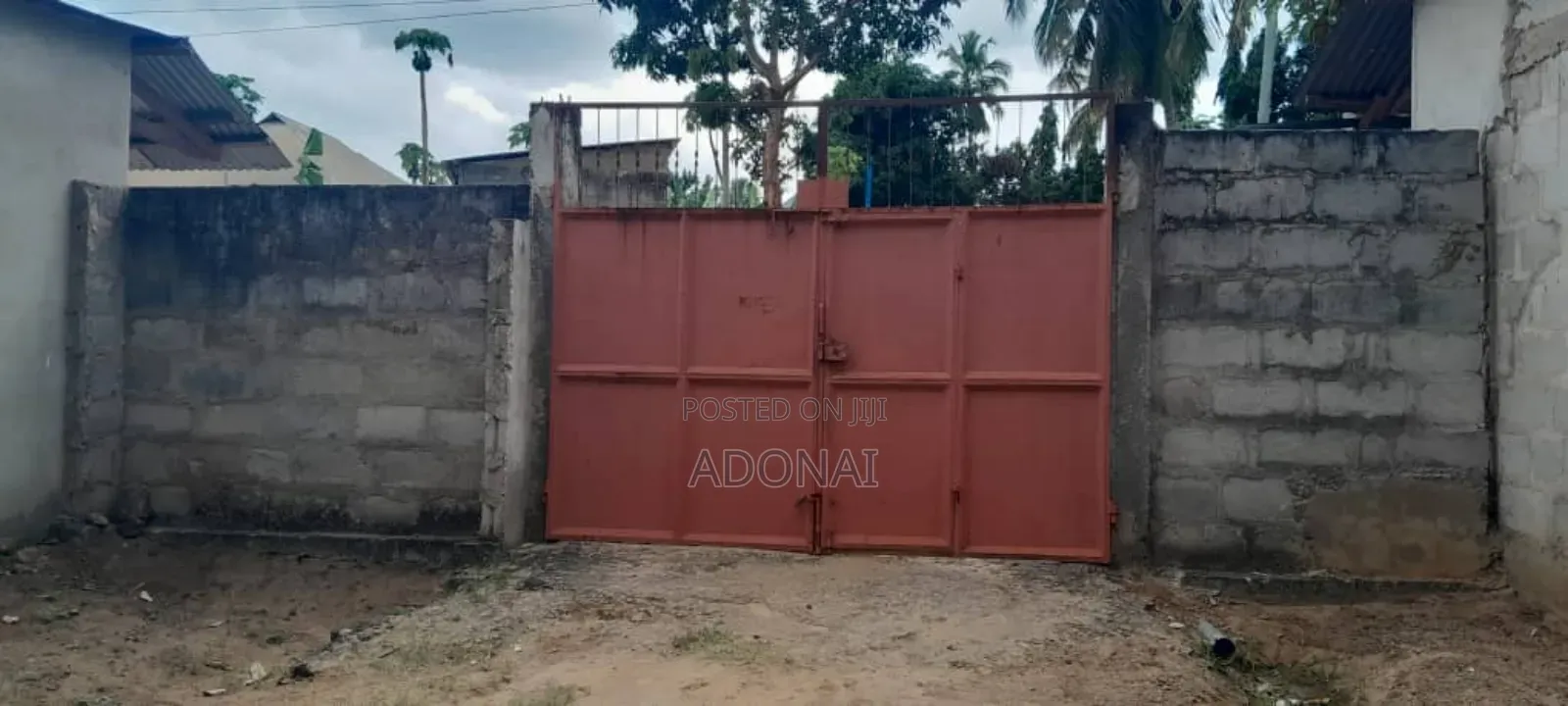 Nyumba Na Eneo Kubwa Kibaha