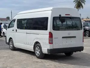 Toyota HiAce 2011 White
