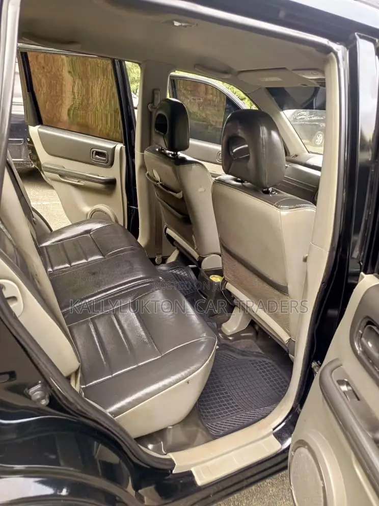 Nissan X-Trail 2005 Black