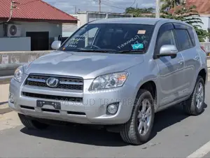 Toyota RAV4 2.0 VVT-i 2008 Silver
