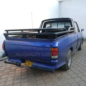 Nissan Pick-Up 2.5D 1998 Blue