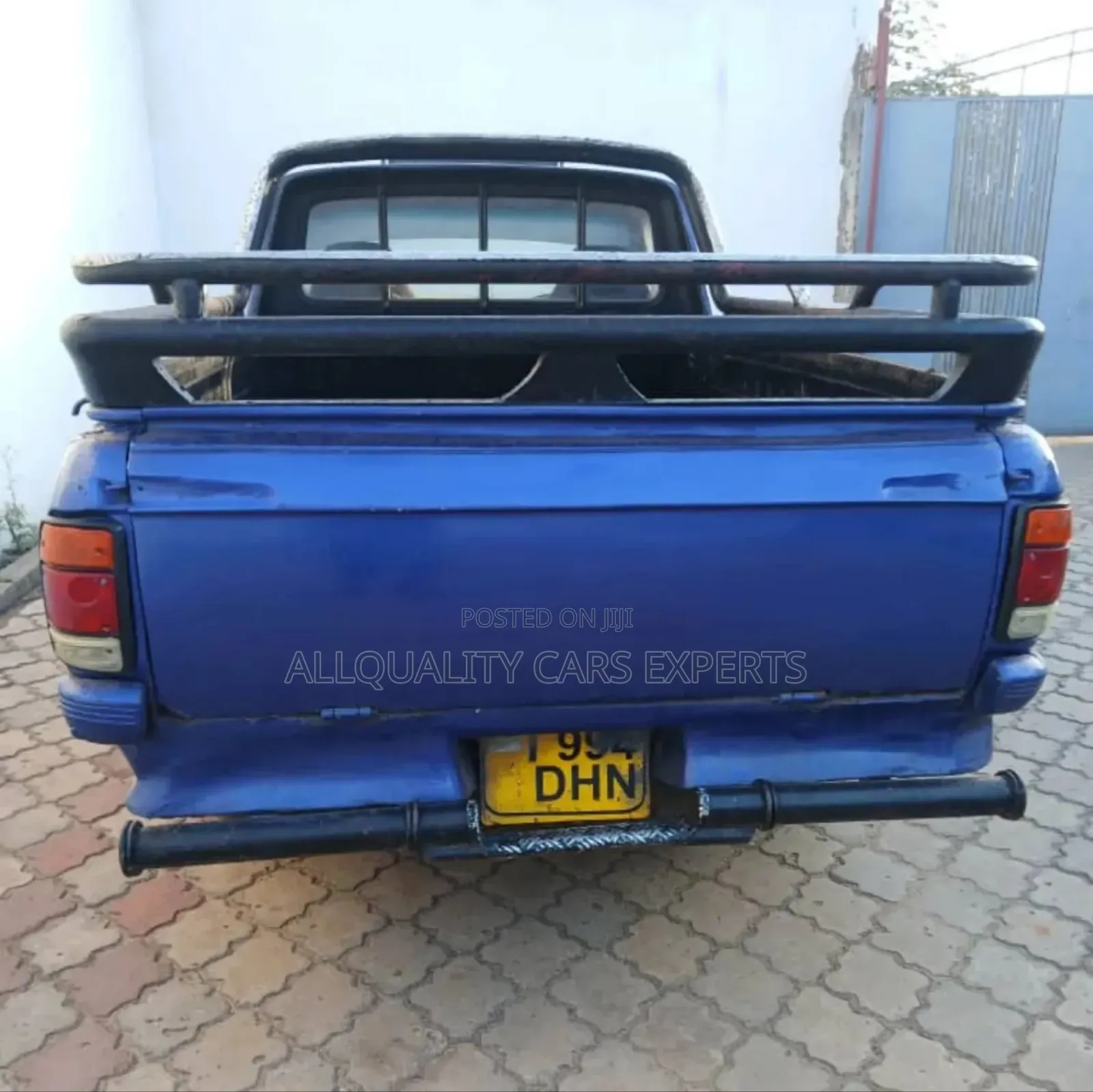 Nissan Pick-Up 2.5D 1998 Blue