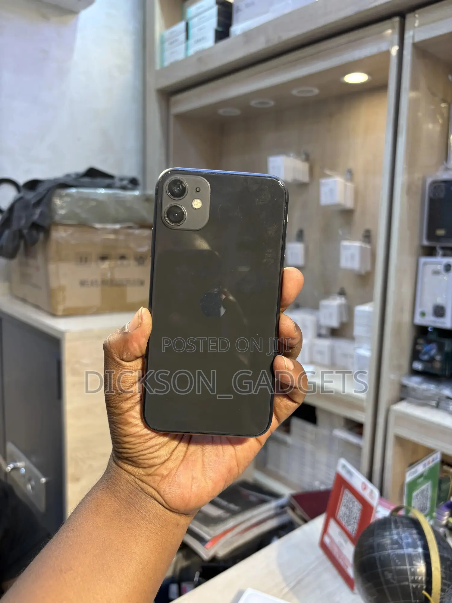 Apple iPhone 11 64 GB Black