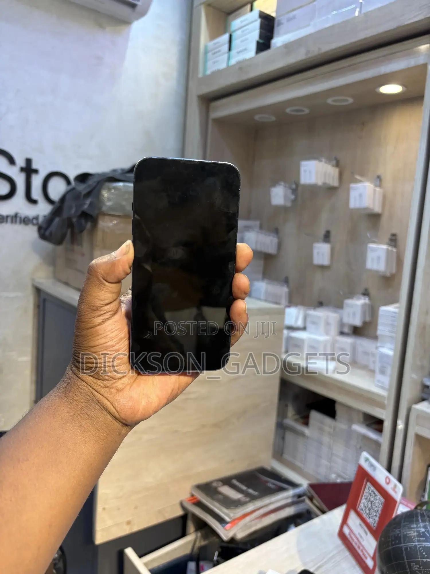 Apple iPhone 11 64 GB Black