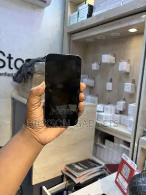 Apple iPhone 11 64 GB Black