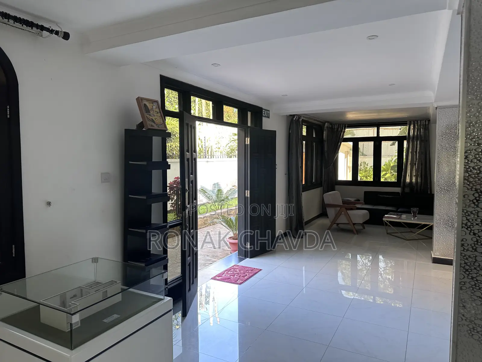 8bdrm Bungalow in Masaki for sale