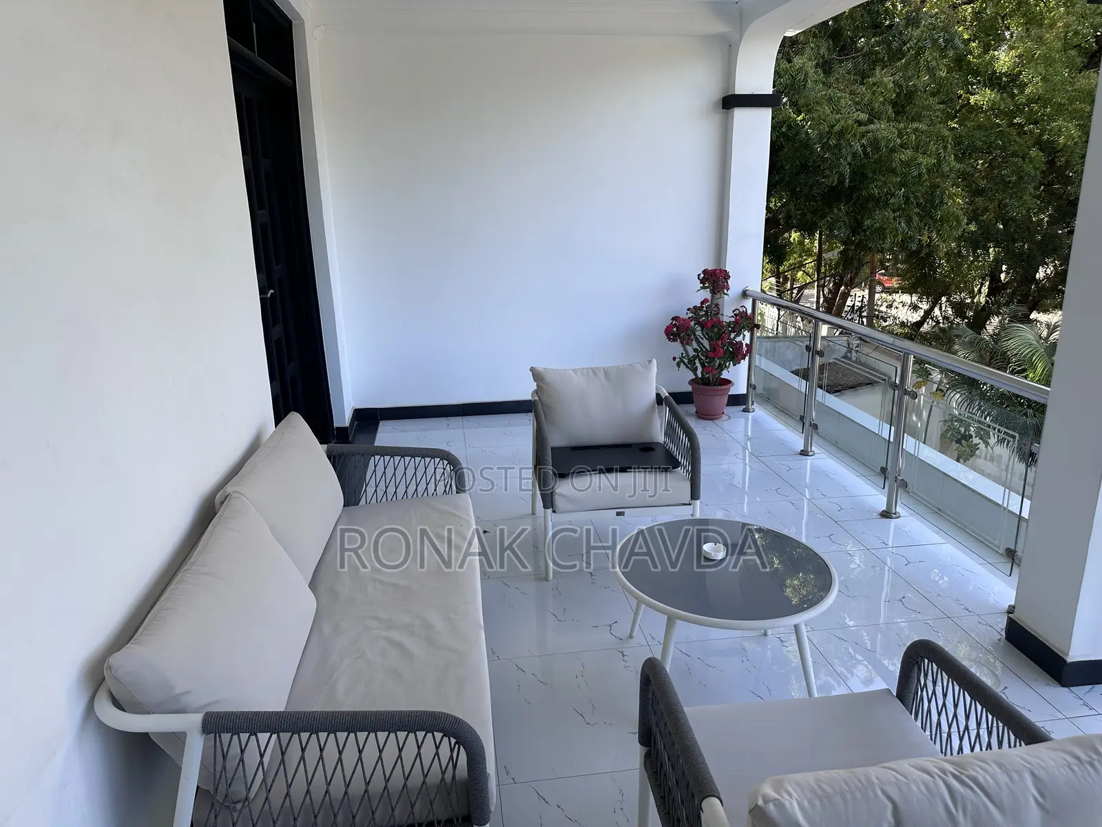 8bdrm Bungalow in Masaki for sale