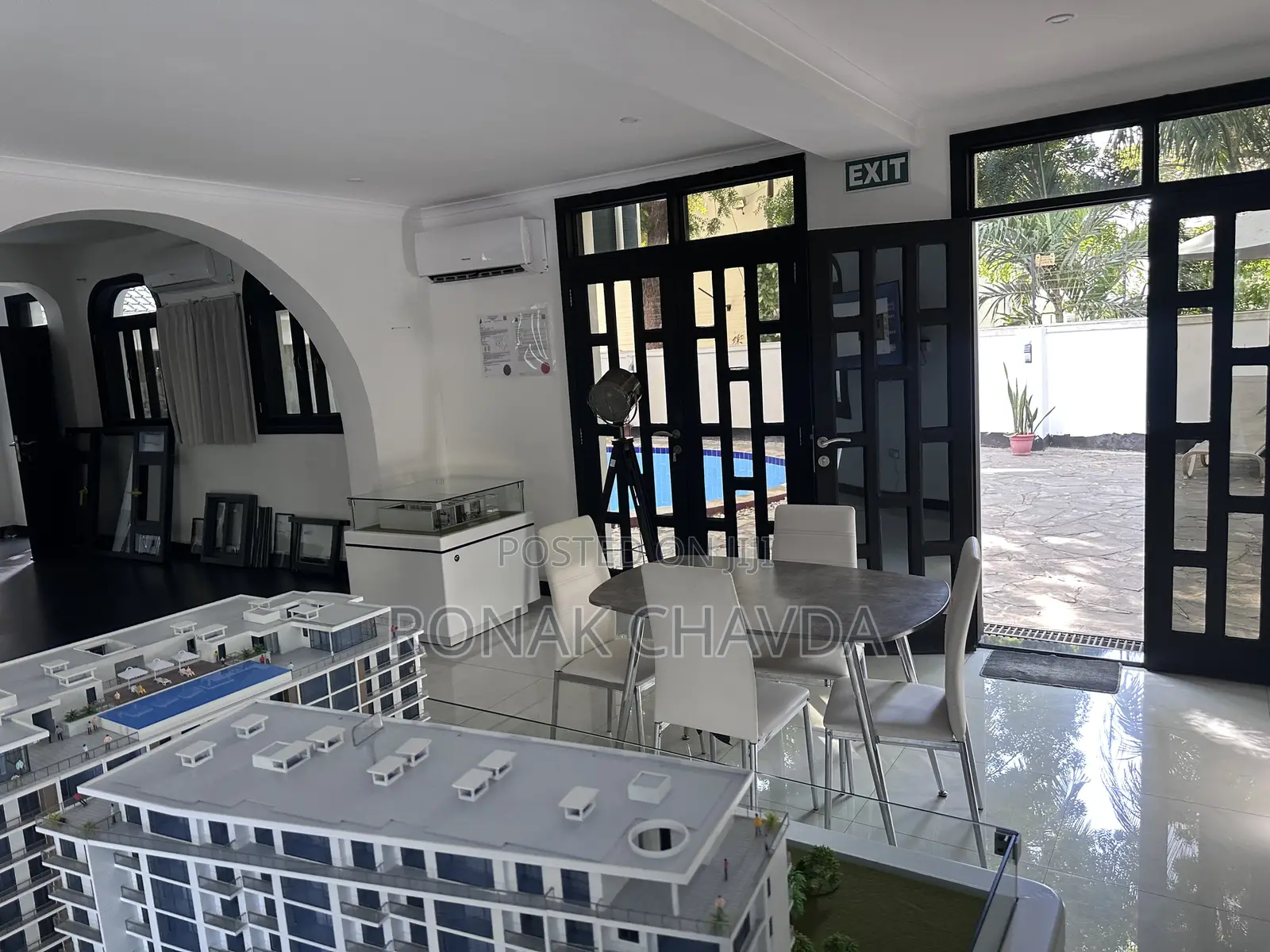 8bdrm Bungalow in Masaki for sale