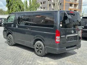 Toyota HiAce 2008 Black