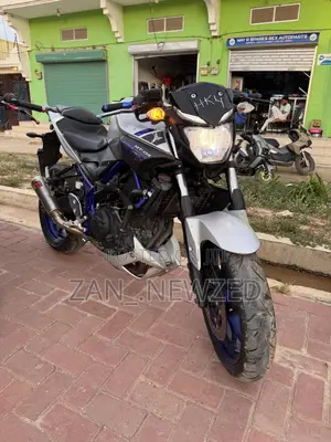 Yamaha 2015 Silver