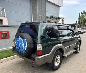 Toyota Land Cruiser Prado 2000 Green