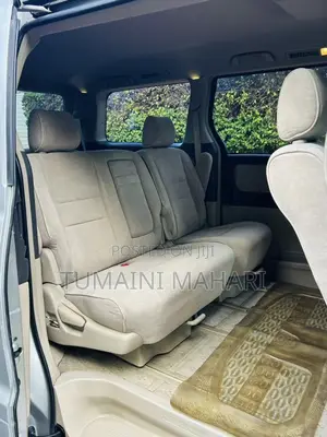 Toyota Alphard 2004 Silver