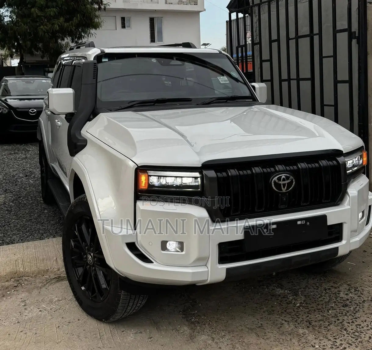 Toyota Land Cruiser 2025 White