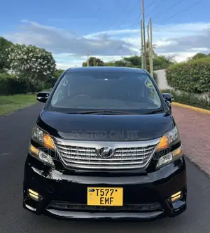 Toyota Vellfire 2010 Black