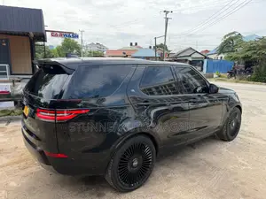 Land Rover Discovery Sport 2018 Black