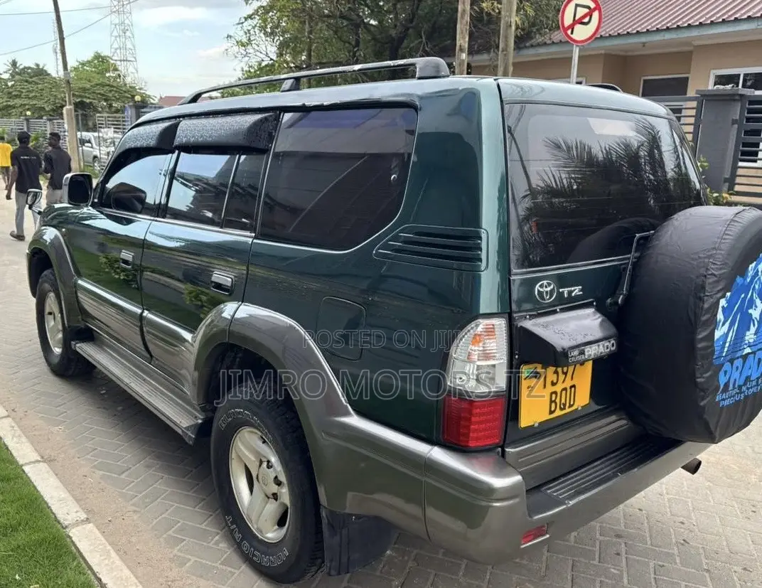 Toyota Land Cruiser Prado 1999 Green