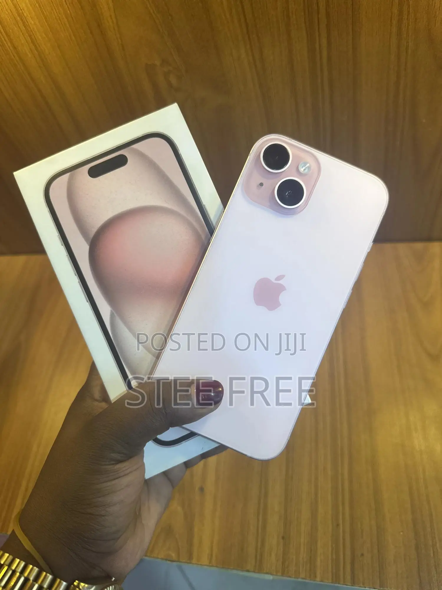 Apple iPhone 15 128 GB Rose Gold