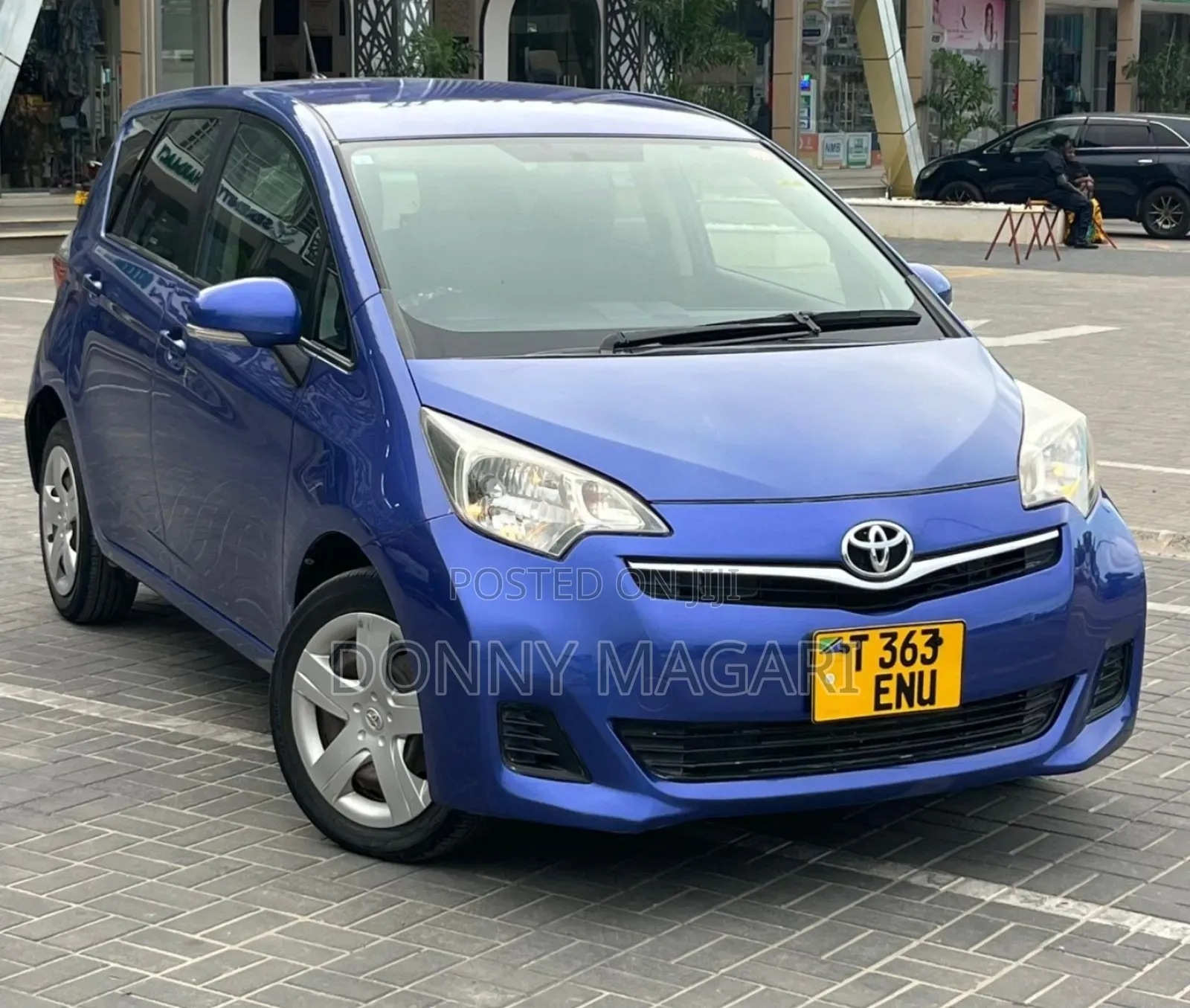 Toyota Ractis 1.3 FWD 2012 Blue