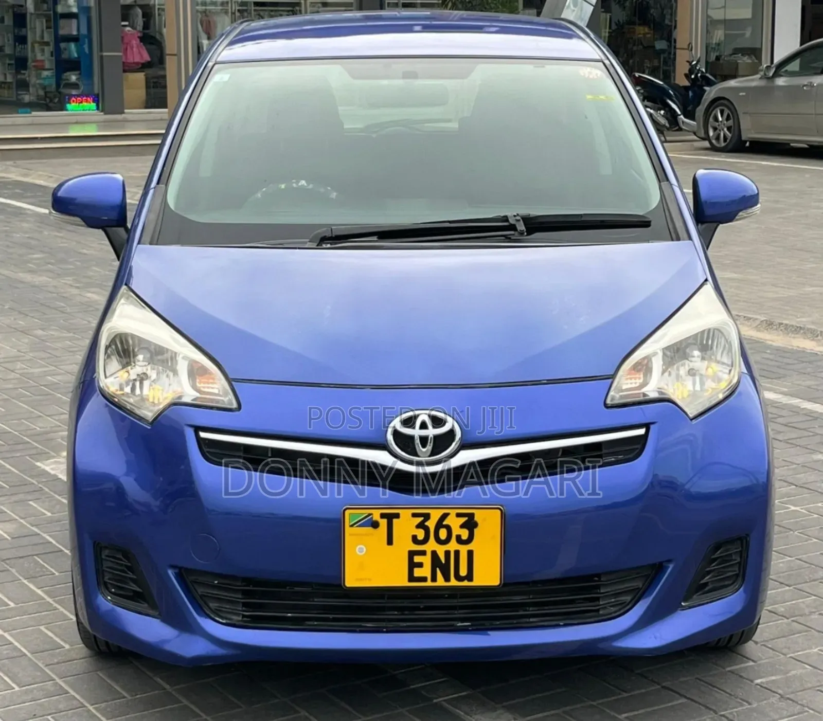 Toyota Ractis 1.3 FWD 2012 Blue