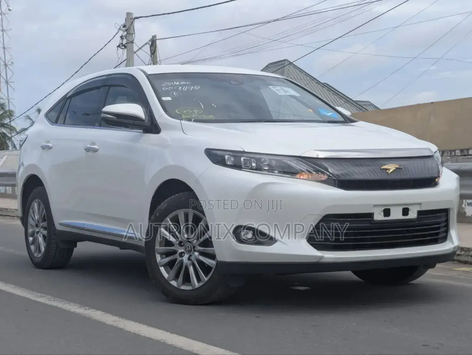 Toyota Harrier 2.5 Hybrid 4WD 2016 White