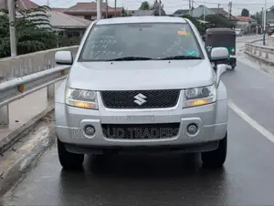 Suzuki Escudo 2008 Silver