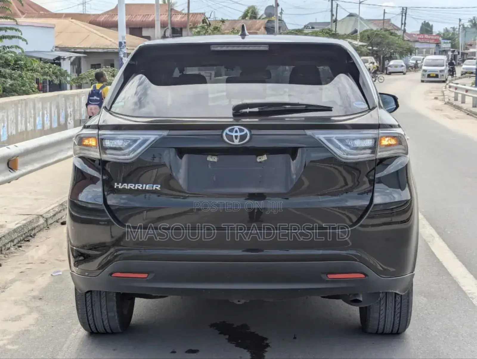 Toyota Harrier 2.0 4WD 2016 Black
