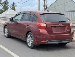 Subaru Impreza 1.6 Sport 2012 Maroon