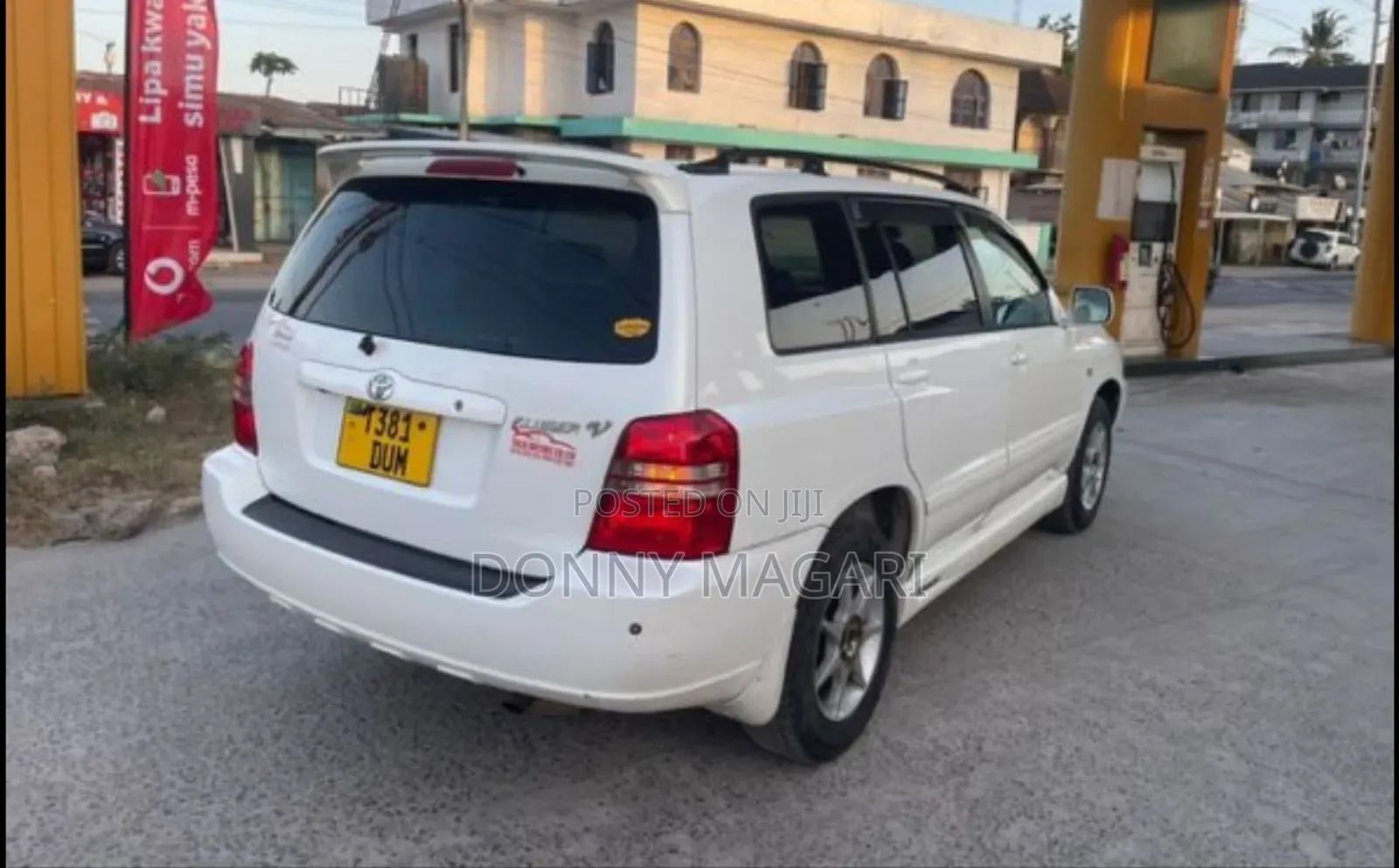Toyota Kluger 2004 White