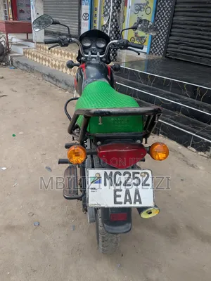 Bajaj Boxer X125 2025 Black