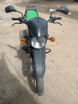 Bajaj Boxer X125 2025 Black