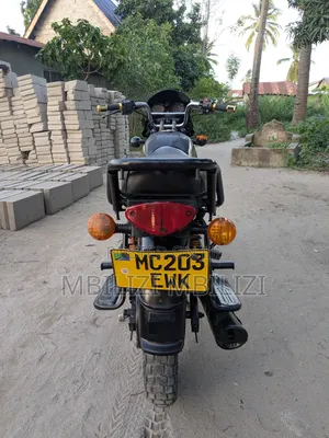 Bajaj Boxer 125 2025 Black