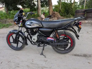 Bajaj Boxer 125 2025 Black