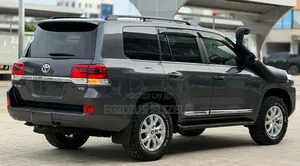 Toyota Land Cruiser 2020 Gray
