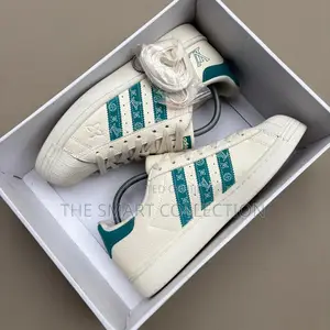 Adidas Superstar Sneakers