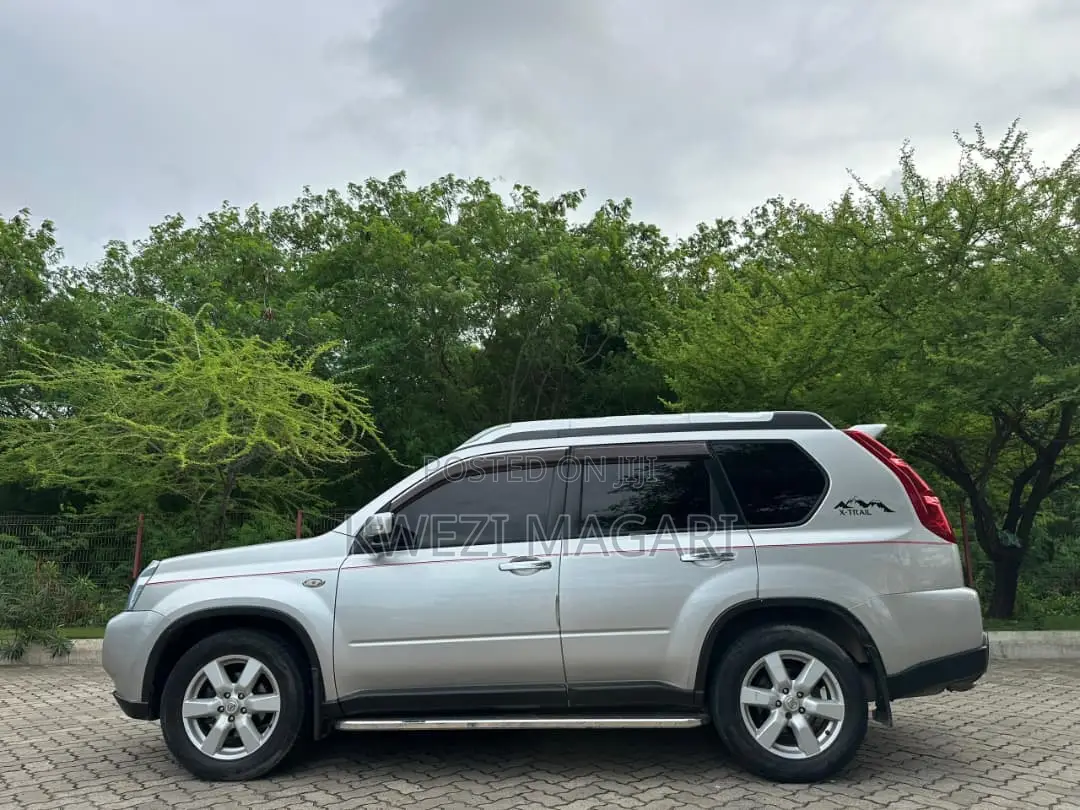 Nissan X-Trail 2008 Silver