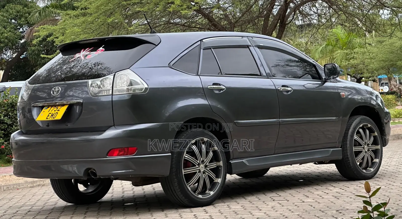 Toyota Harrier 2006 Gray