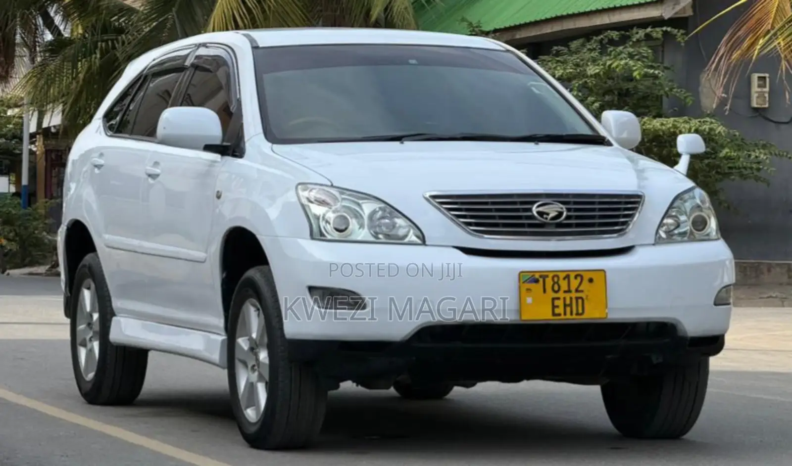 Toyota Harrier 2004 White