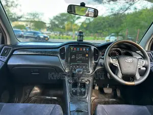 Toyota Kluger 2002 Gray