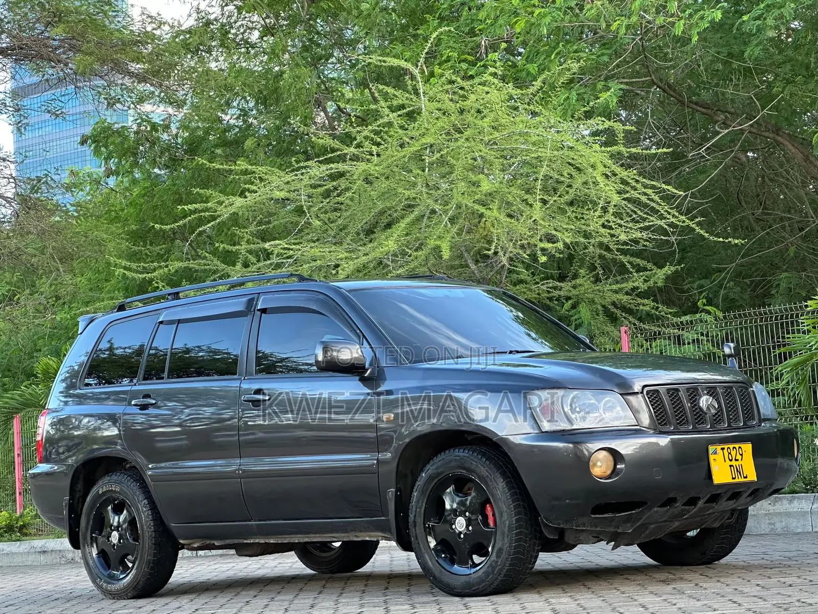Toyota Kluger 2002 Gray
