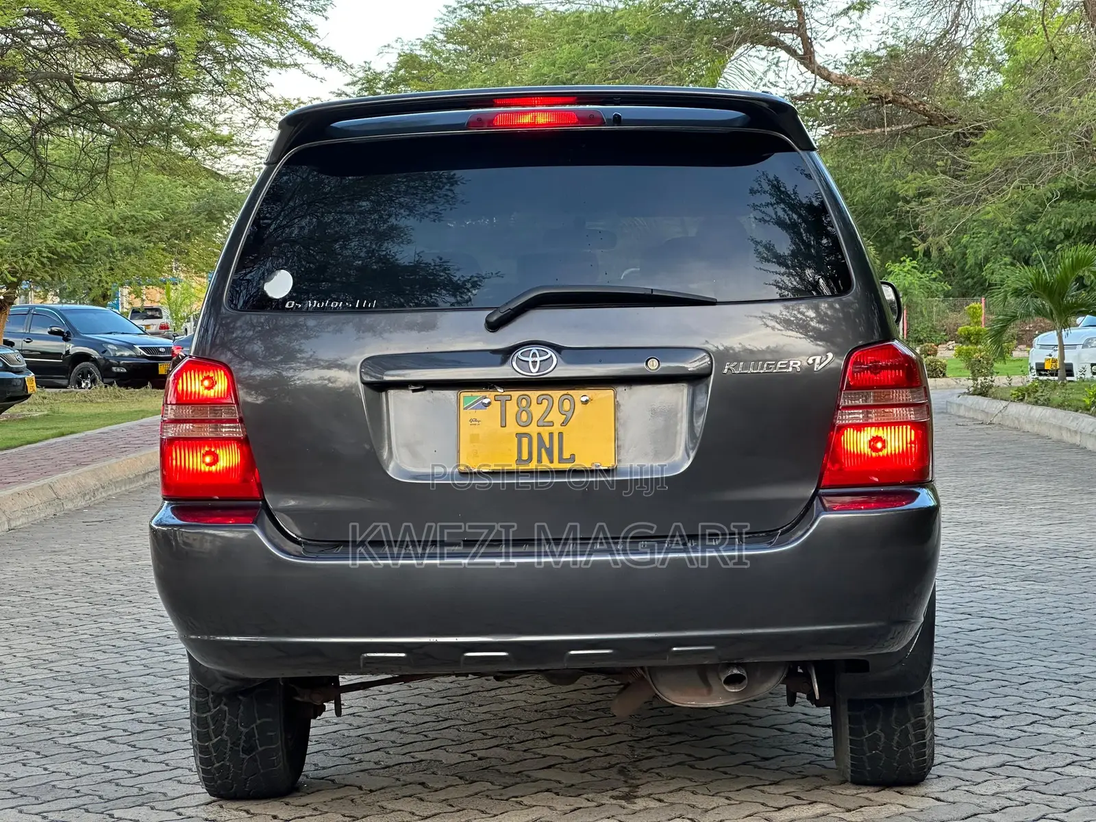 Toyota Kluger 2002 Gray