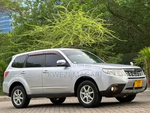 Subaru Forester 2011 Silver