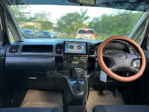 Toyota Corolla Spacio 2003 Silver