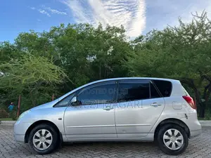 Toyota Corolla Spacio 2003 Silver