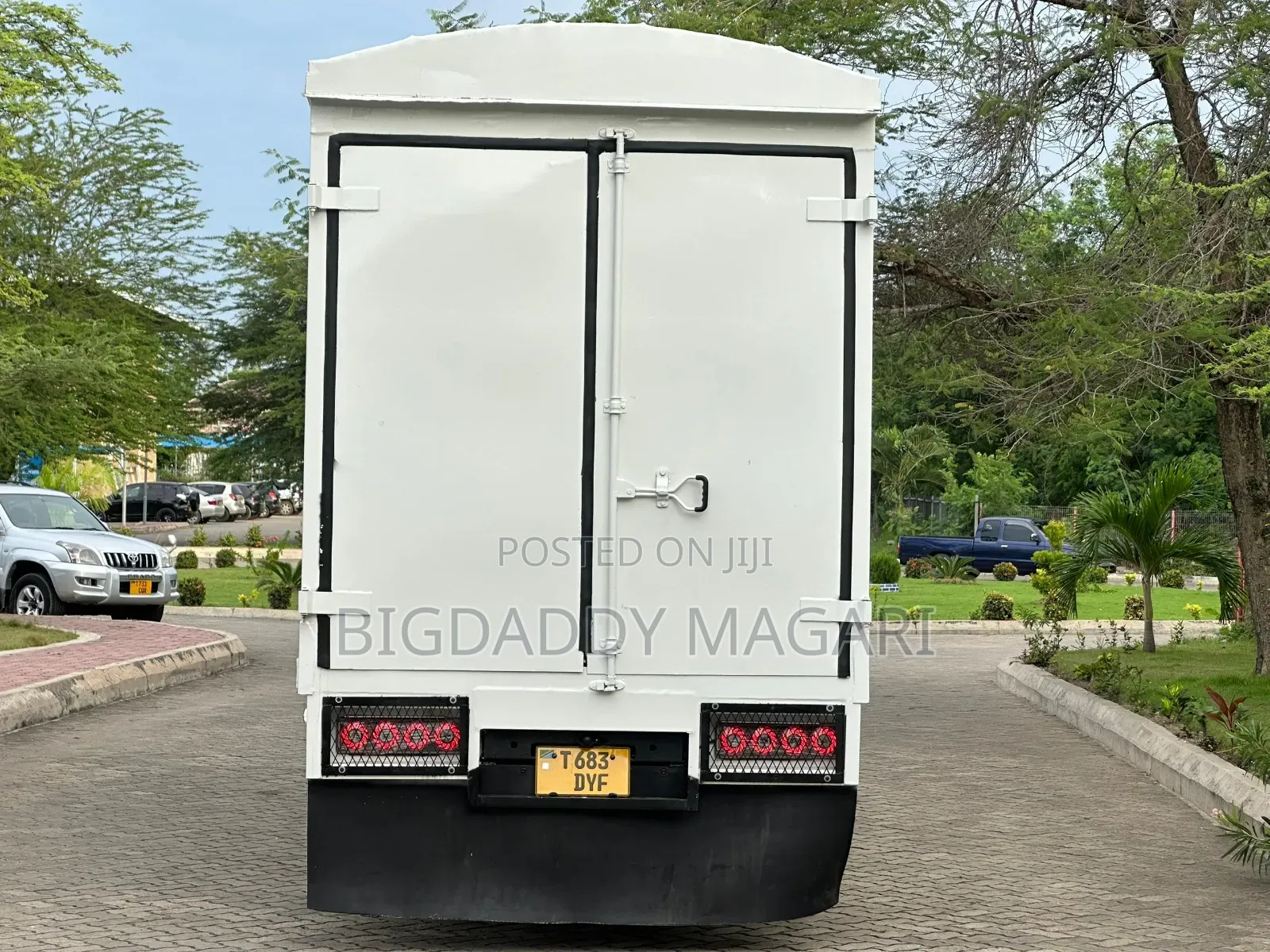 Mitsubishi Canter 1998 Blue