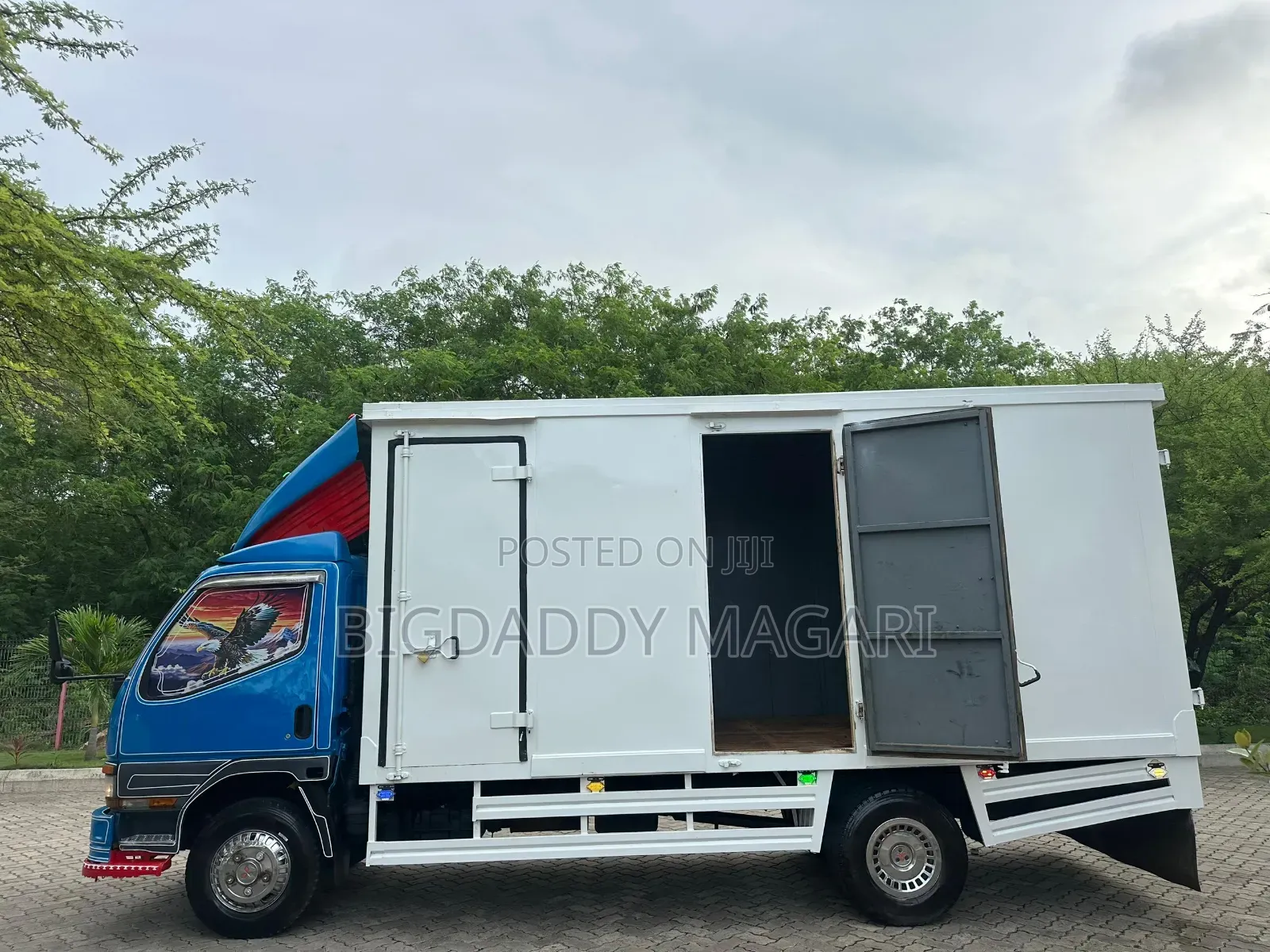 Mitsubishi Canter 1998 Blue