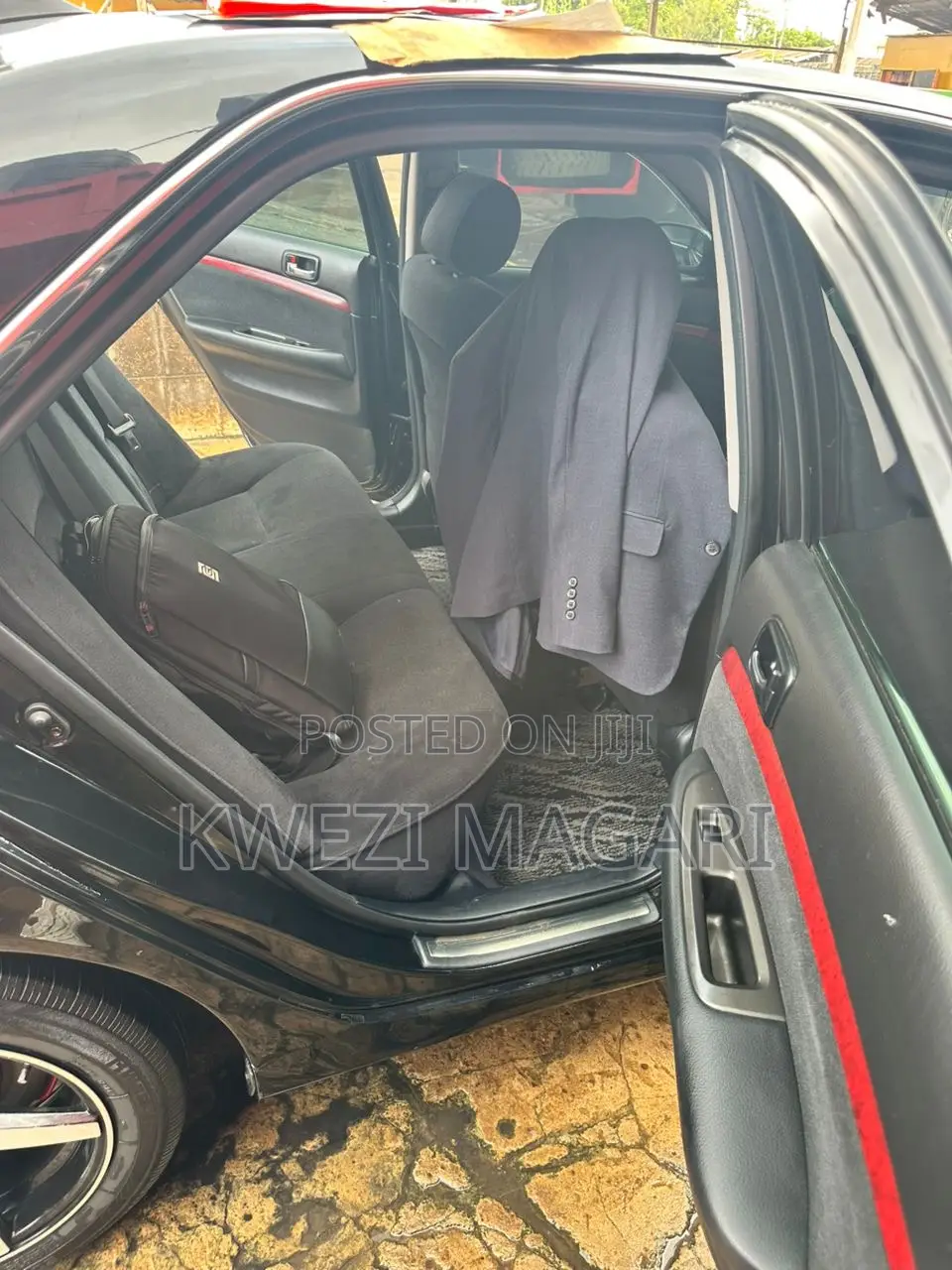 Toyota Mark II 2002 Black