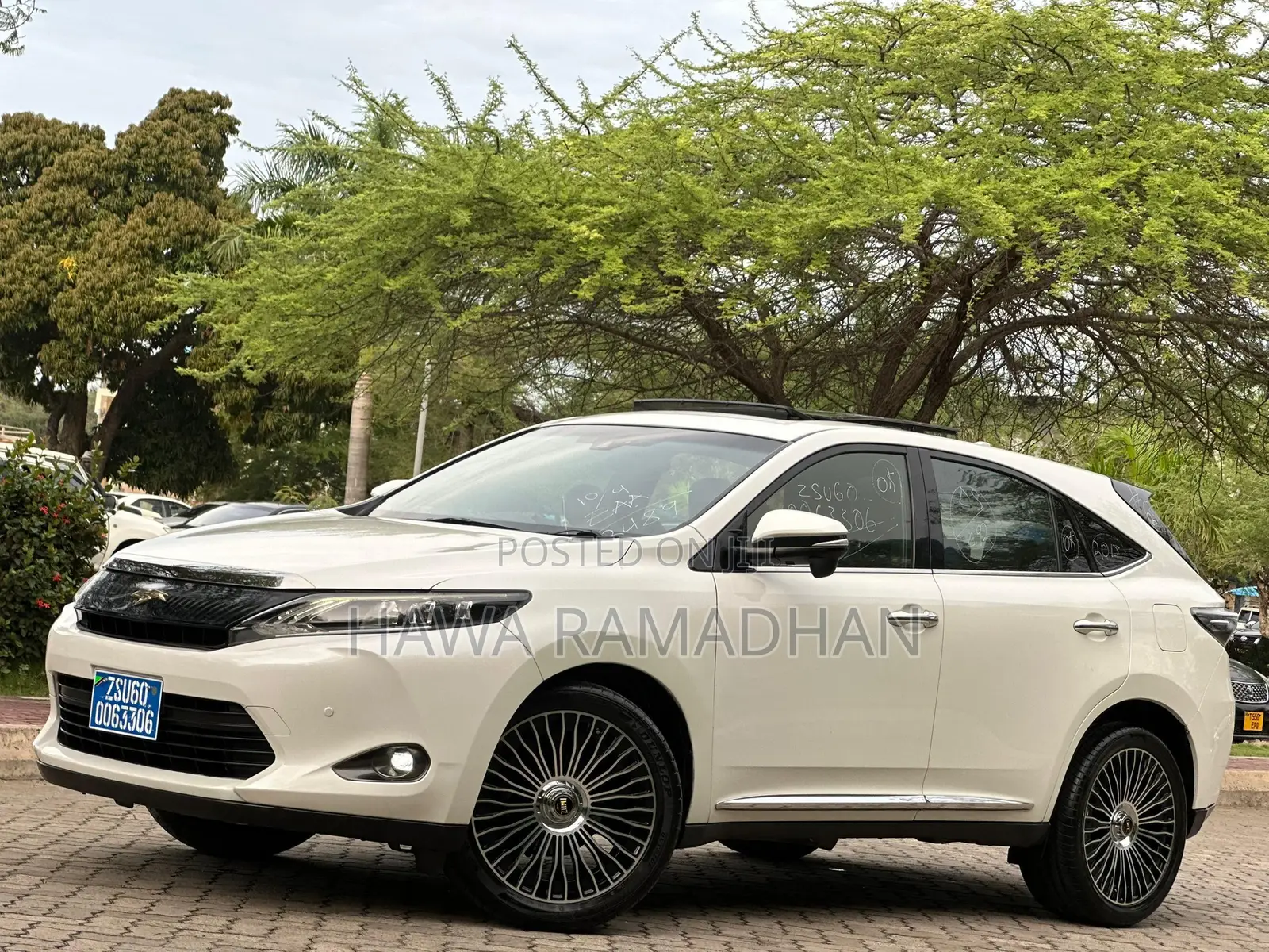 Toyota Harrier 2015 White