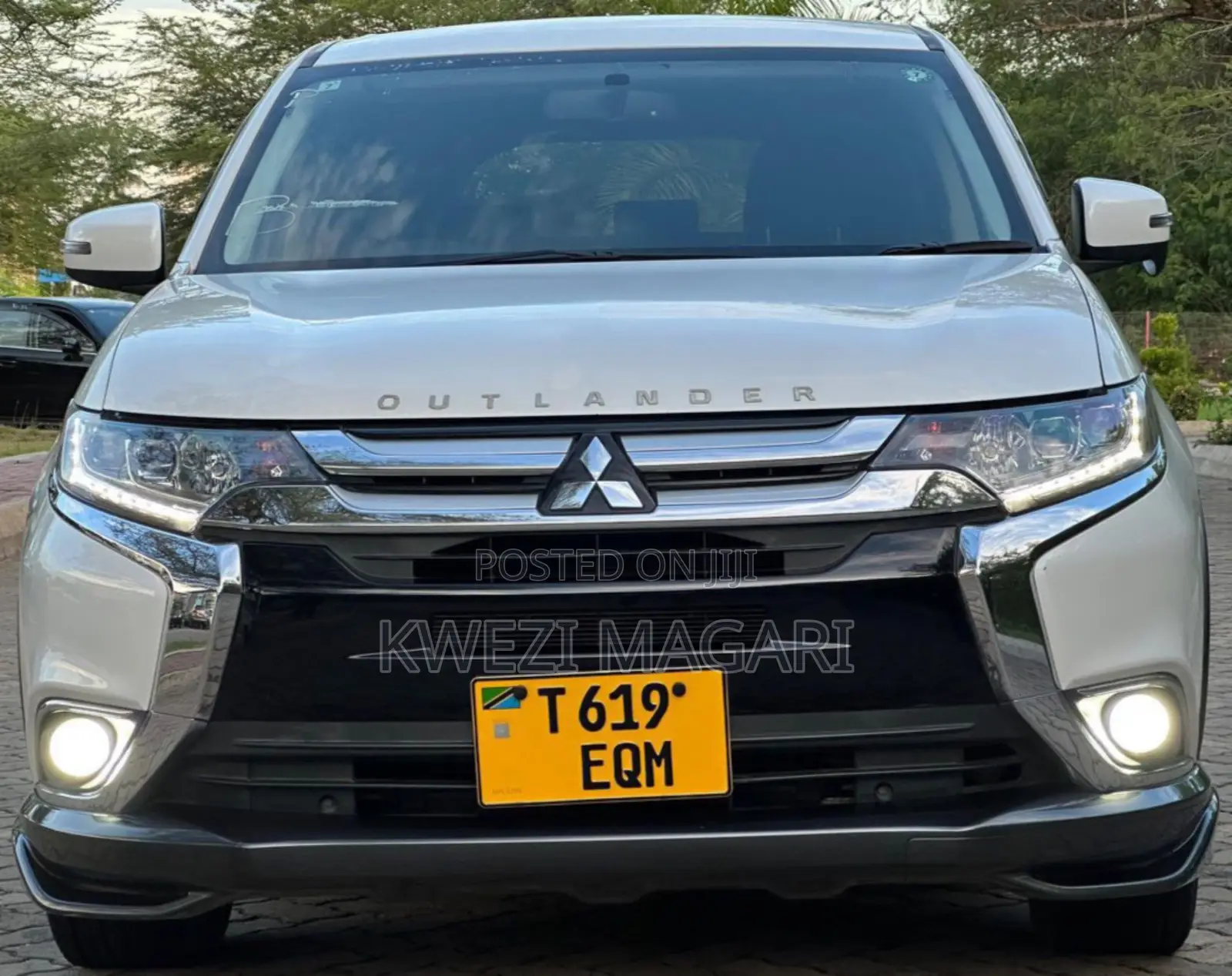 Mitsubishi Outlander 2015 White