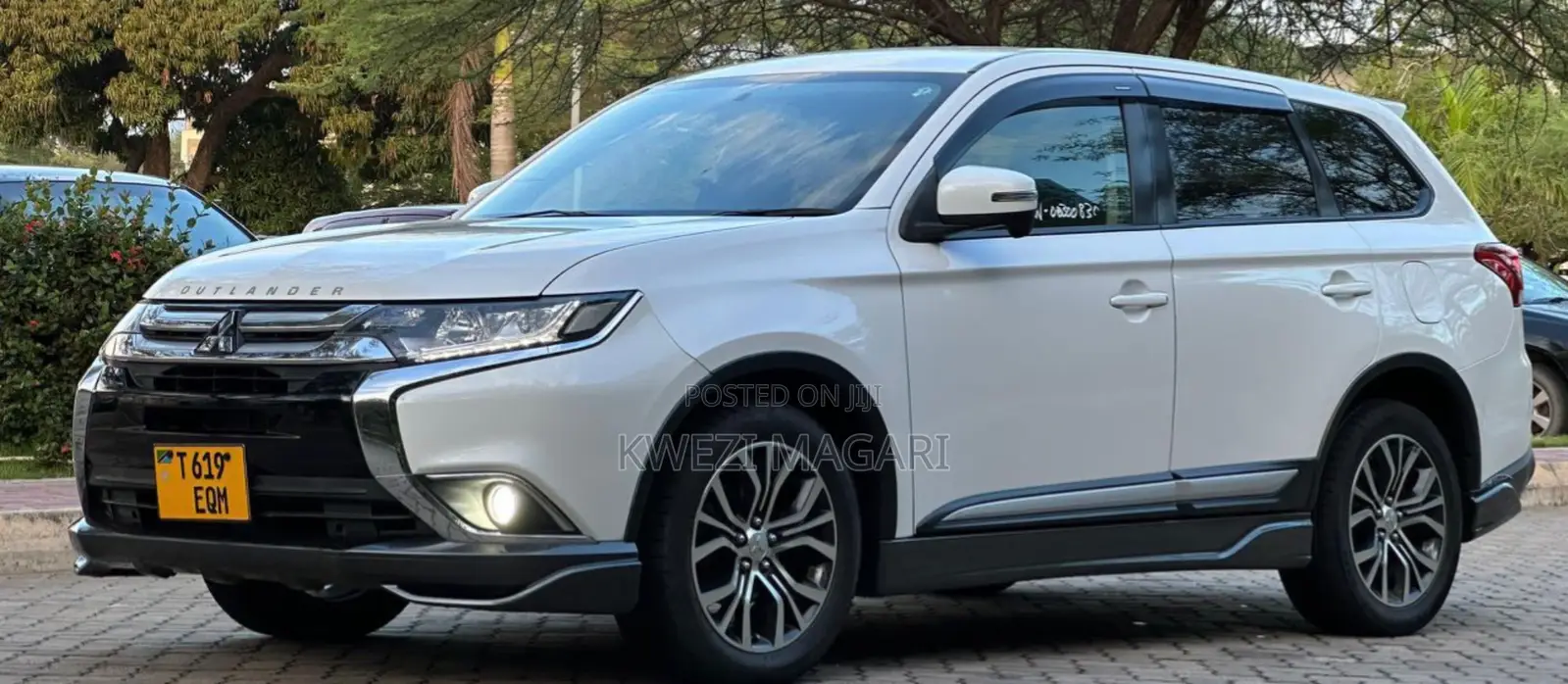 Mitsubishi Outlander 2015 White