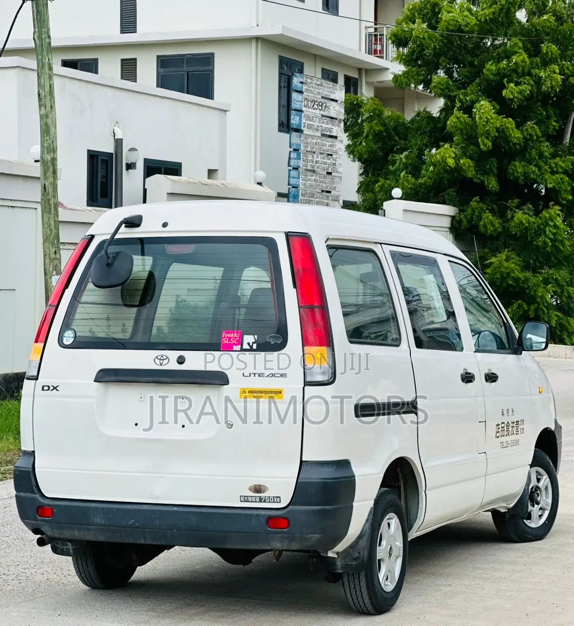Toyota LiteAce Noah 2000 White